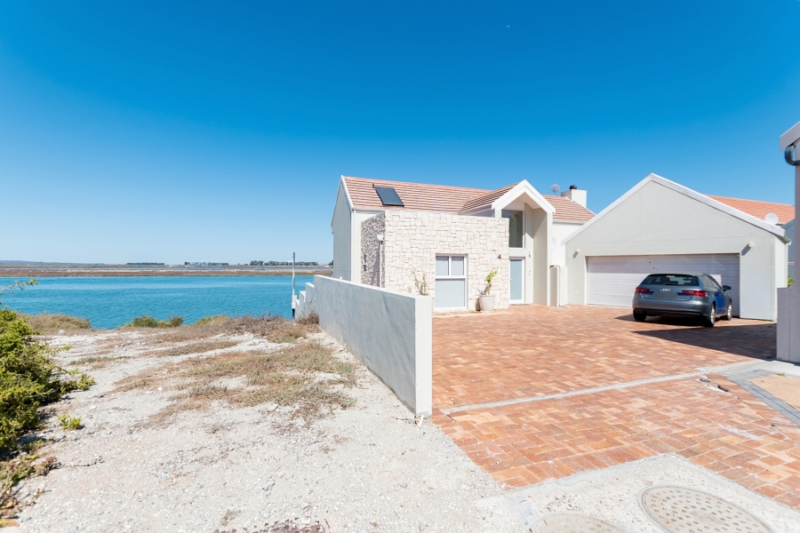 3 Bedroom Property for Sale in Port Owen Western Cape